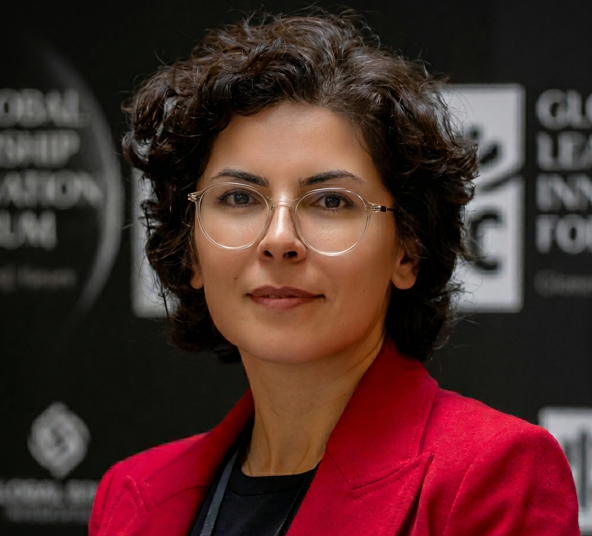 Atiyeh Nekahi